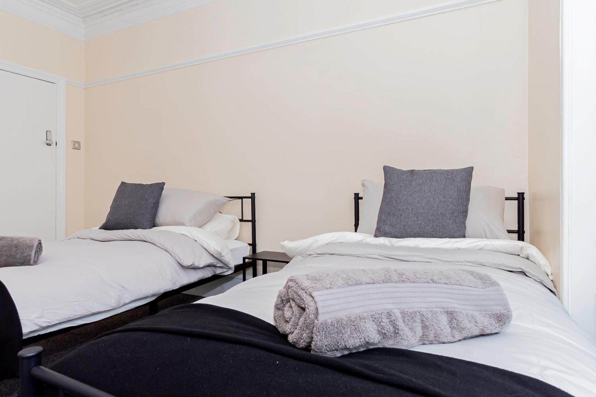 Shirley House 5, Guest House, Self Catering, Self Check In With Smart Locks, Use Of Fully Equipped Kitchen, Close To City Centre, Ideal For Longer Stays And Fawley Contractors Southampton Exterior foto