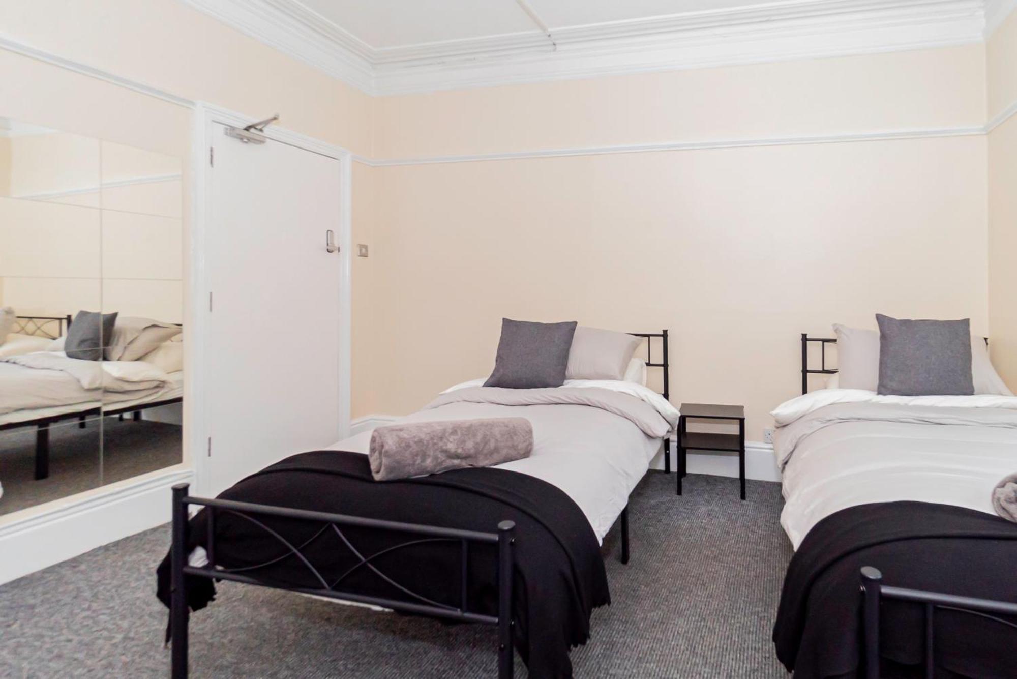 Shirley House 5, Guest House, Self Catering, Self Check In With Smart Locks, Use Of Fully Equipped Kitchen, Close To City Centre, Ideal For Longer Stays And Fawley Contractors Southampton Exterior foto