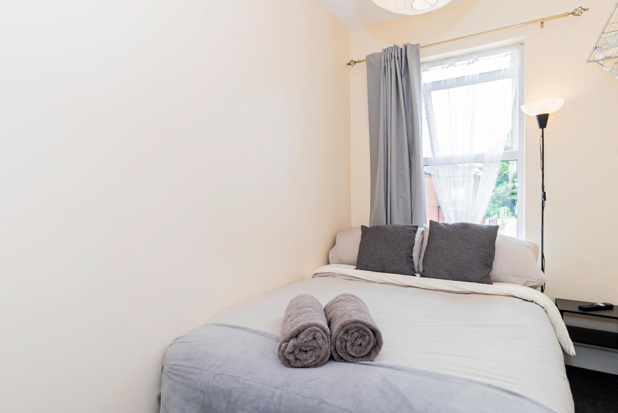 Shirley House 5, Guest House, Self Catering, Self Check In With Smart Locks, Use Of Fully Equipped Kitchen, Close To City Centre, Ideal For Longer Stays And Fawley Contractors Southampton Exterior foto