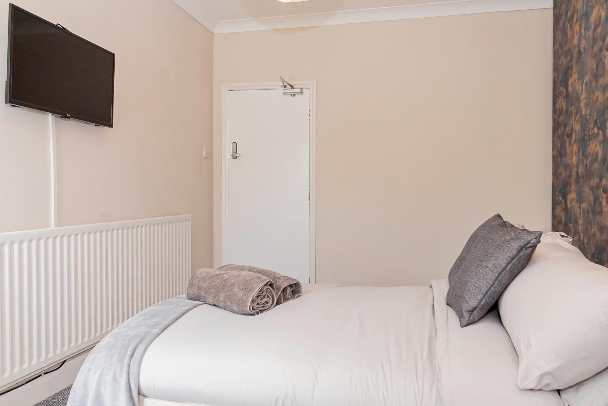 Shirley House 5, Guest House, Self Catering, Self Check In With Smart Locks, Use Of Fully Equipped Kitchen, Close To City Centre, Ideal For Longer Stays And Fawley Contractors Southampton Exterior foto